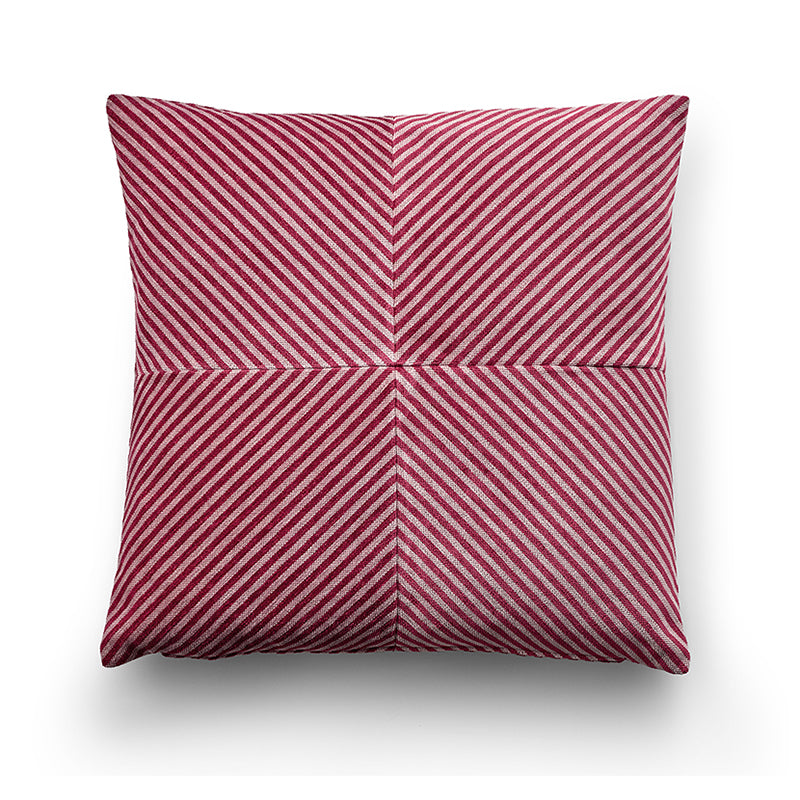 Fern 50x50 cm cushion in bold red and white
