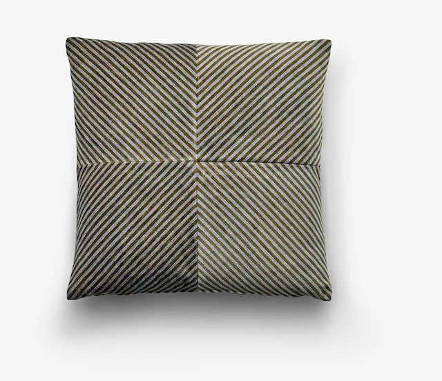 Fern 50x50 cm cushion in brown and light blue